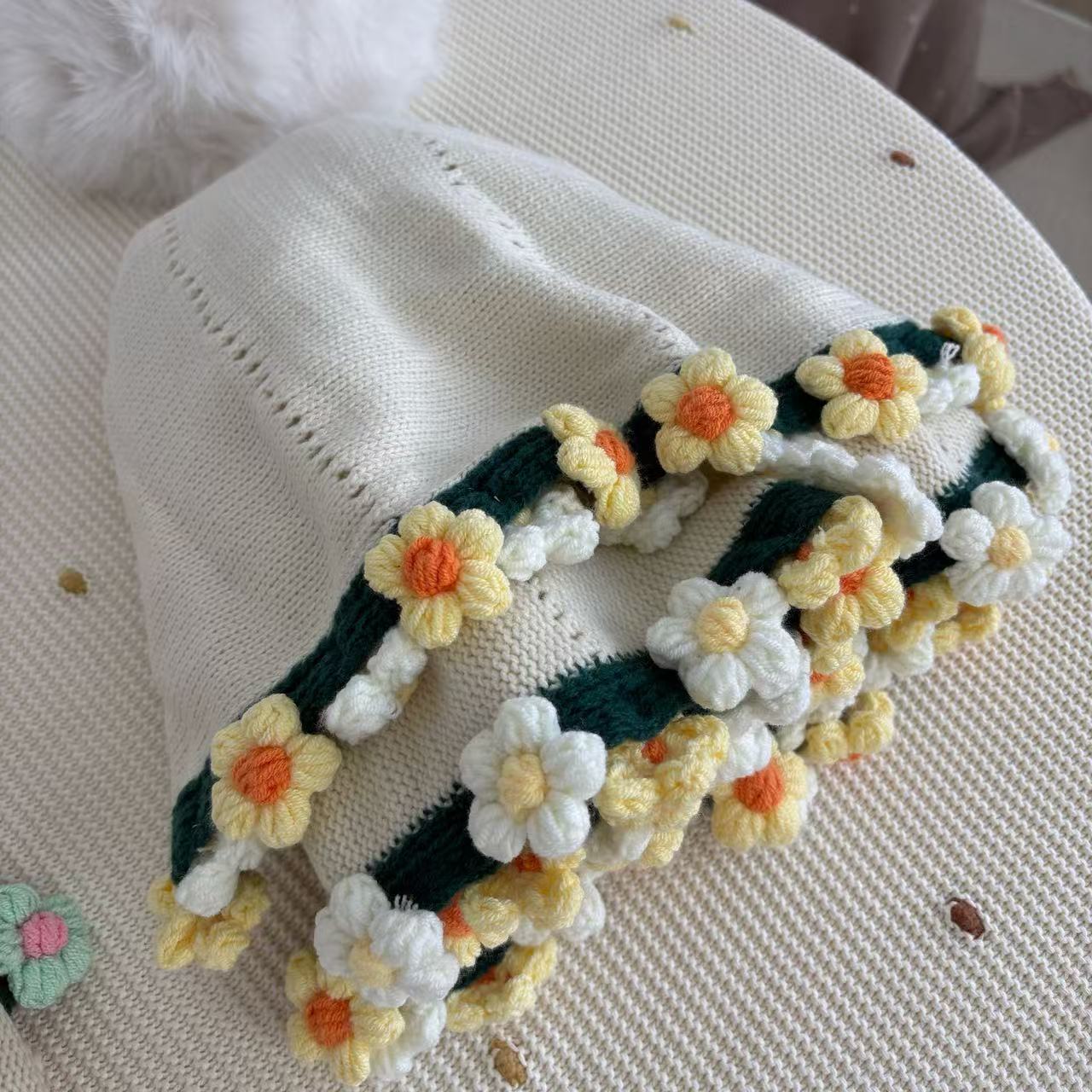 yellow and white flowers
