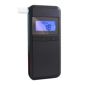 Detector de alcohol digital con pantalla LCD y operación simplificada - Product Image 1