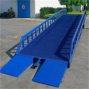 Puente de embarque hidráulico Rampa de carga móvil Plataforma logística de carga y descarga de contenedores