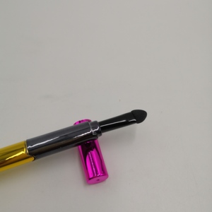 Sıcak marka seyahat fondoten allık kozmetik seti dudaklar ve kaş istiflenebilir makyaj fırçalar 4 in 1 takım - Product Image 3