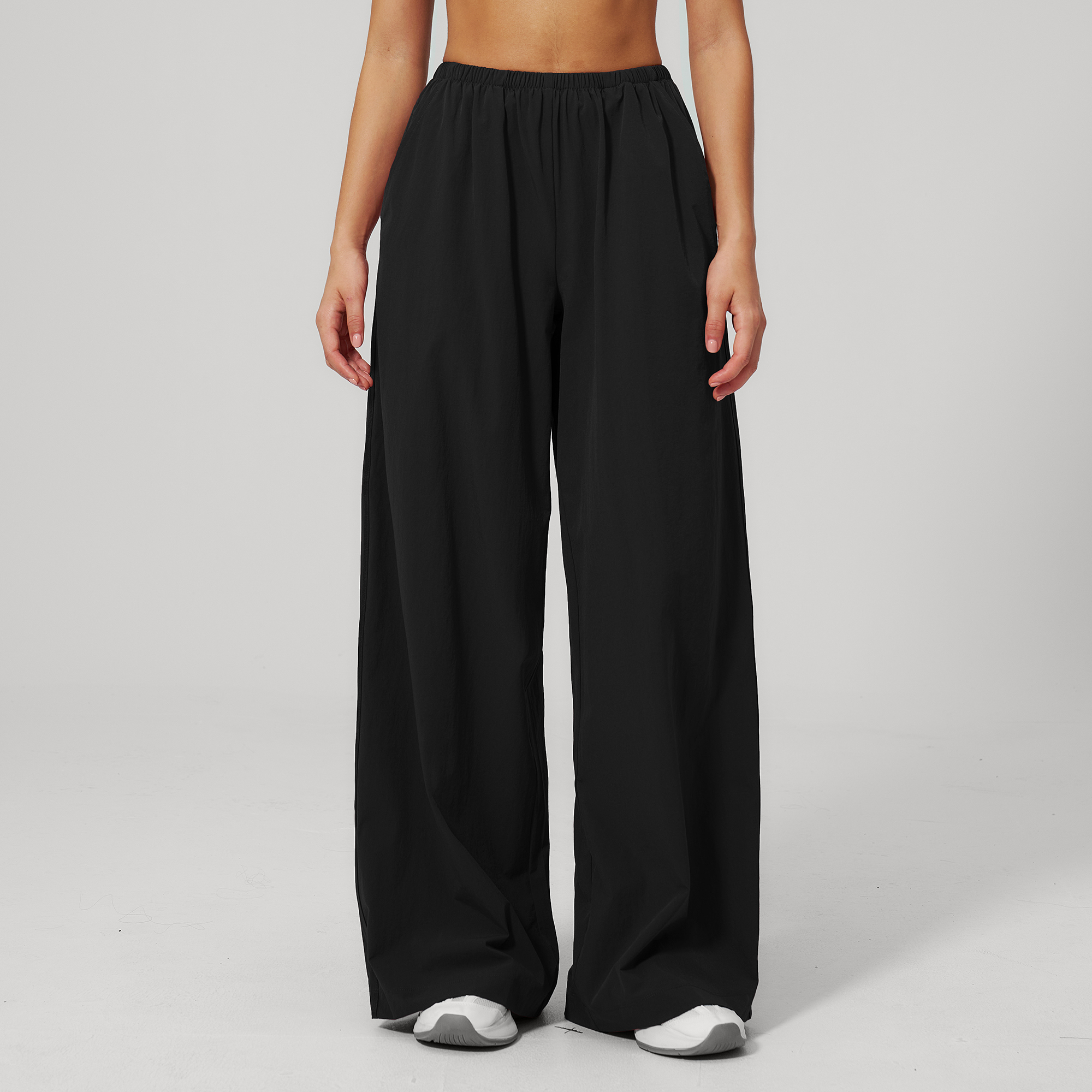Pantaloni neri