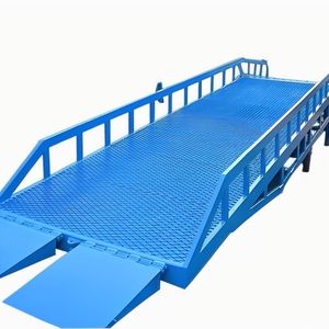 Strong frame boarding bridge hydraulic <strong>loading</strong> dock fixed boarding bridge for truck <strong>Loading</strong>