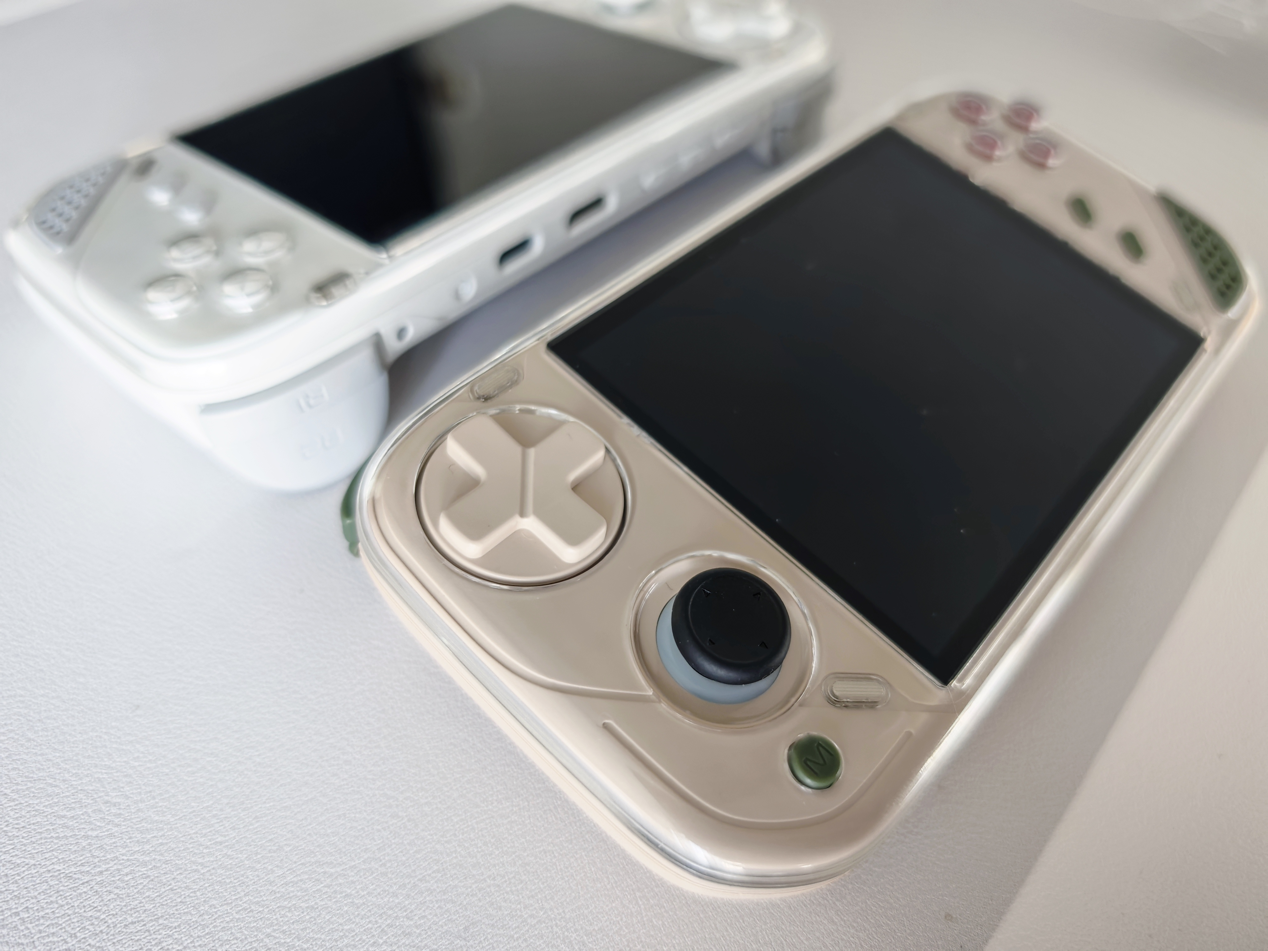 White 64GB