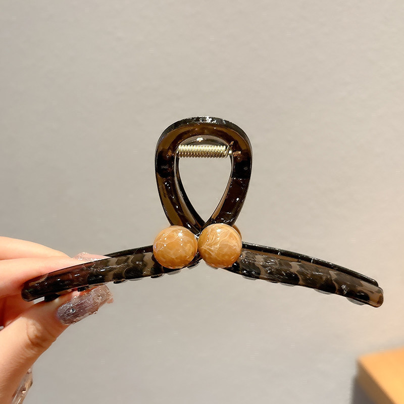 8 amber-colored glossy pearl clips-15 cm