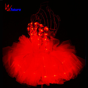 Abbigliamento da sala da ballo luminoso con telecomando per le uniformi della squadra di ballo di colore chiaro alla moda - Product Image 3
