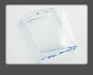 热卖130 pt厚度顶部装载机UV卡保护器卡座收藏卡组织交易卡工厂