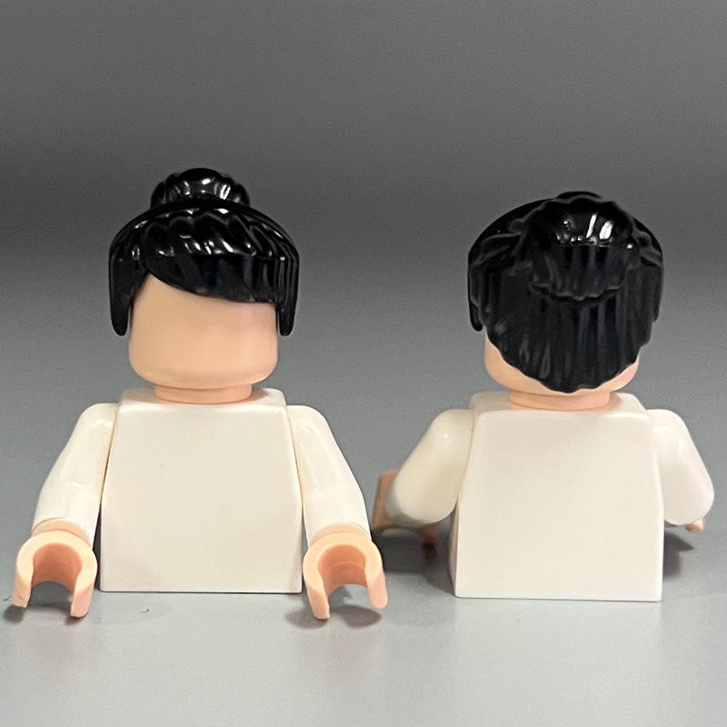 15673-Tête de chignon noir