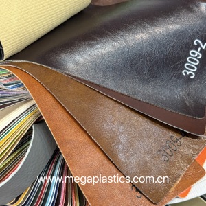 Resistente ed elegante cera ad olio lucido in PVC in finta pelle materiale elastico impermeabile per la borsa che fa divano auto cintura per bagagli decorativa