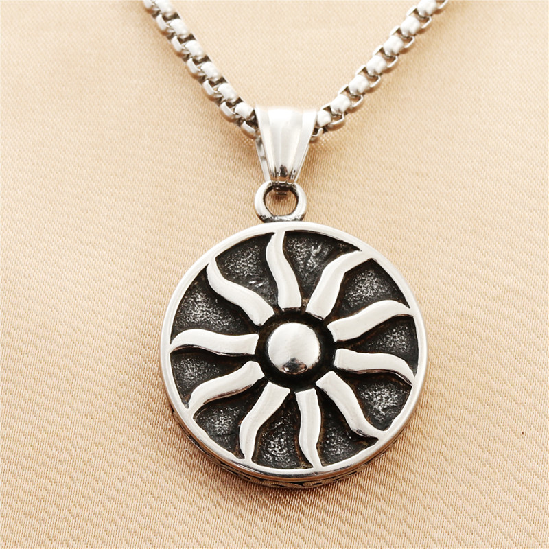 Silver pendant with a 3.0*60cm square pearl chain