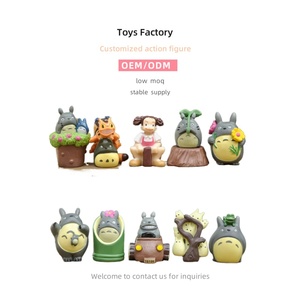 הייאו miazaki totoro יד ביד מוחזקת ביד pvc עיוורת pvc עיוור צורה בובה קישוט מתנה חמודה לבנים עבור נערות ולנטיין של