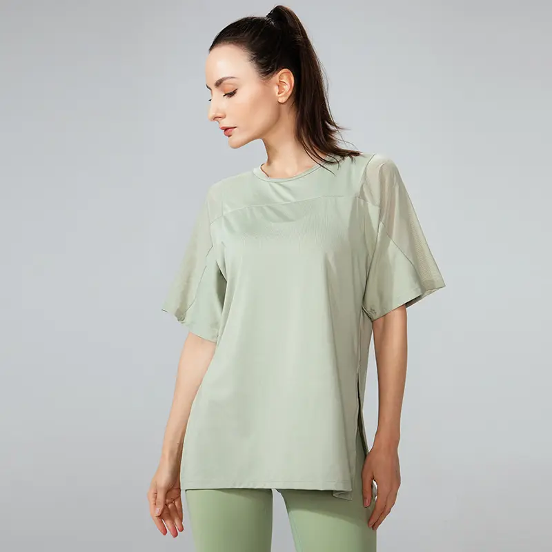 Camiseta de gran tamaño verde menta contemporánea con paneles transparentes Camiseta elegante en capas para mujer Top informal de moda