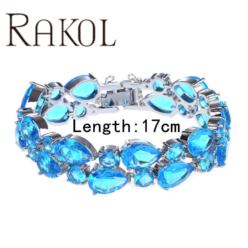 สีฟ้าอ่อน