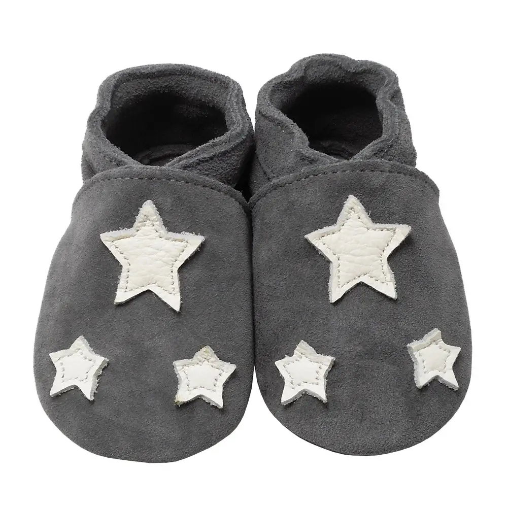 Chaussures à semelle souple personnalisées pour bébé garçon fille mocassins rampants pour tout-petits bottes de berceau en cuir antidérapantes pour nouveau-nés et enfants