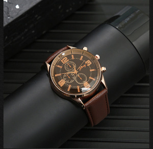 Novas Idéias De Produto 2025 Relógios Caros Cinto De Couro De Luxo Metal Sapatos Saco Acessórios Fivela para Homens Gift Set - Product Image 4