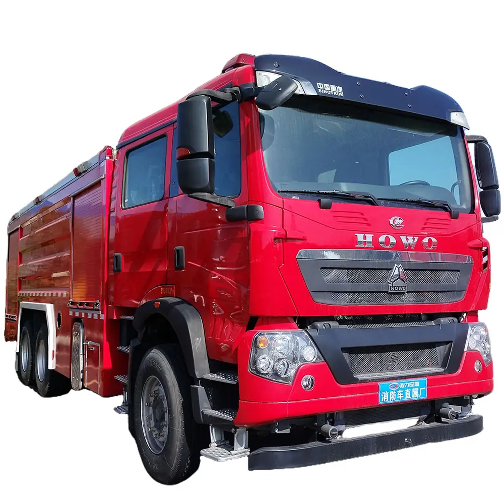 HOWO Large capacity fire truck 2WD 4WD blue small fire truck used fire trucks High quality for sale