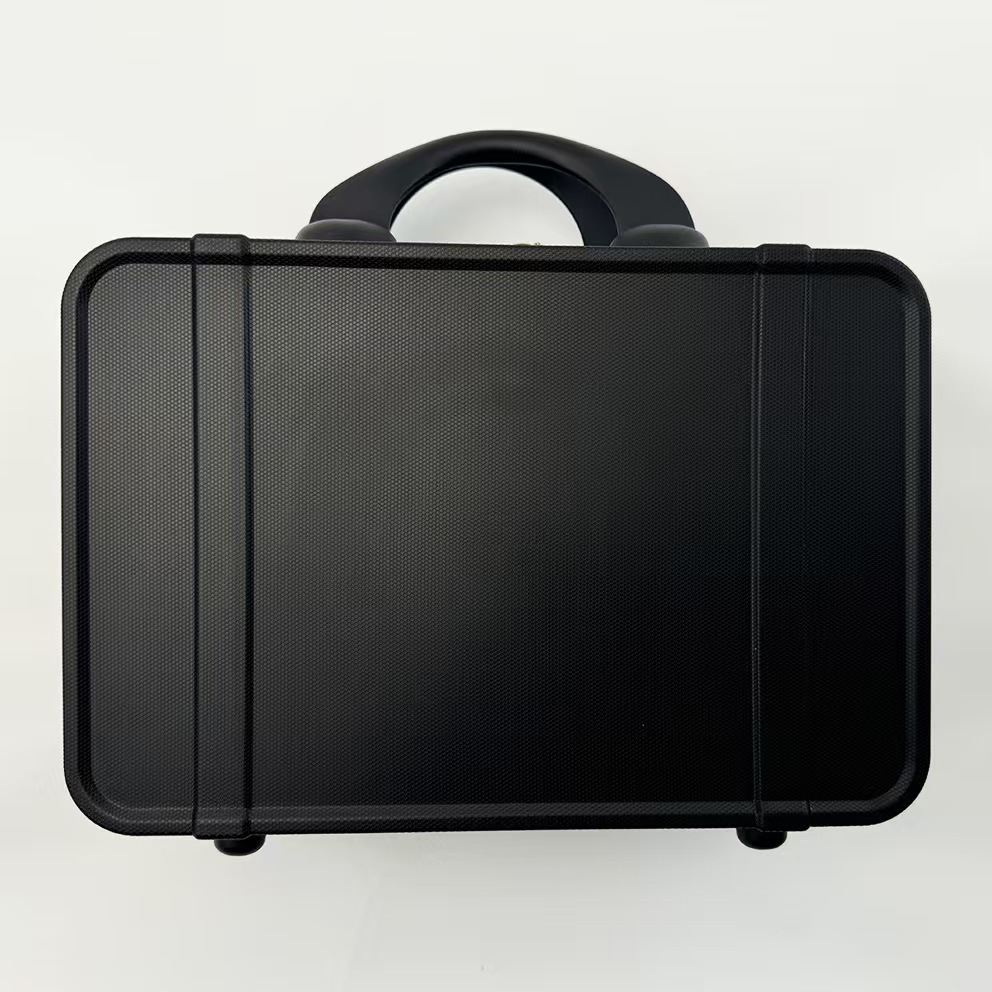4. negro
