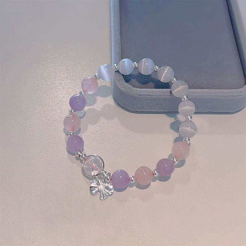 white powdebow bracele