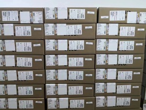 100% オリジナル9300Lシリーズ24ポートギガビットイーサネットデータスイッチ、4x10GアップリンクSFPスイッチC9300L-24T-4X-Eネットワークスイッチ - Product Image 5