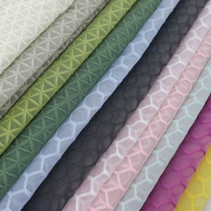 sechseckiger weichgewebter stoff 3d-netz 100% polyester steinnetzstoff für textilienmatratzen heim quilted stoff - Product Image 4