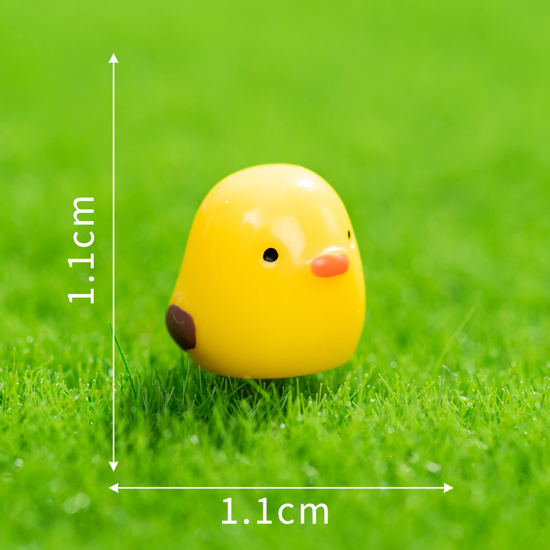 Yellow chick #5