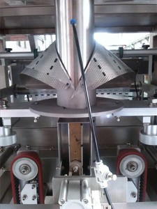 Automatische vertikale VFFS-Verpackungs maschine Multifunktions-Lebensmittel verpackung mit Beutel-und Beutel füll verpackungen - Product Image 6