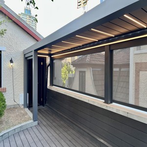 ทางเดินขนาดใหญ่พร้อมไฟ LED ศาลาแบบพลิกกลับได้ระเบียงที่มีเครื่องยนต์ Pergola - Product Image 4