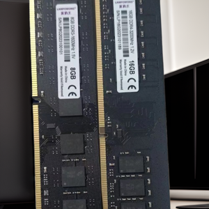 <strong>DDR3</strong> DDR4 DDR5 Gaming <strong>RAM</strong> 4GB 8GB 16GB <strong>Memory</strong> with 4800MHz 3200MHz 1600MHz 1.1V 1.2V 1.5V for PC <strong>Desktop</strong> 4.8V Stock - Product Image 1