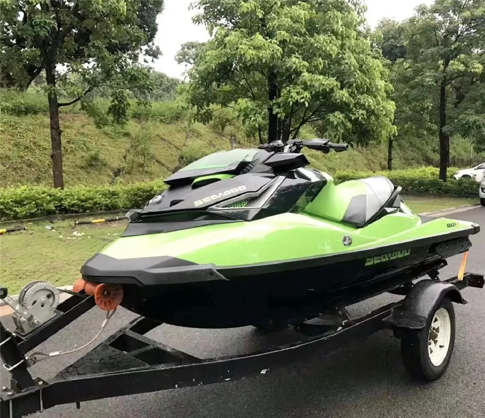 Desconto 1300cc 1400cc 1600cc Gasolina Lancha Jetski Water Craft para venda na AustráliaJetski Boat Jet ski