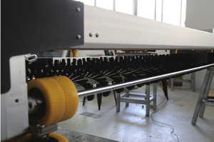 Robot pembersih Panel surya Kanan & kiri, Multifit dapat disesuaikan sistem deteksi tepi otomatis <span class=keywords><strong>Sensor</strong></span> tetesan hujan pengisian sendiri - Product Image 4