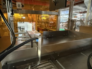 浙江拓宇高精度包装封口机，重量2000千克，功率因数2kw