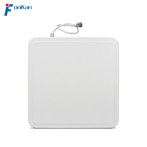 Erişim kontrol yönetimi için UHF RFID anten uzun menzilli ISO 18000-6C 860-960Mhz 9dbi UHF RFID okuyucu anteni