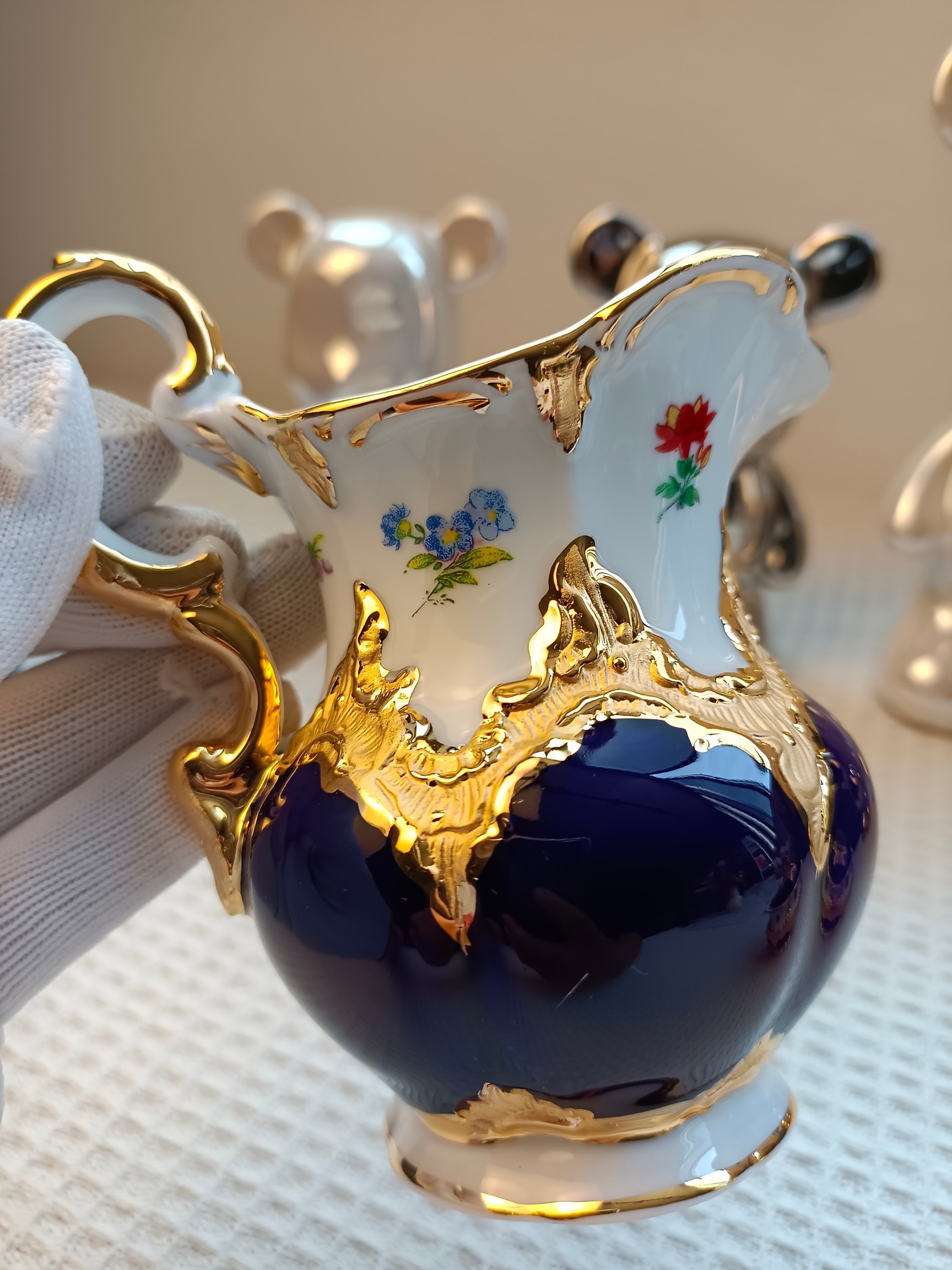 Pot à lait bleu
