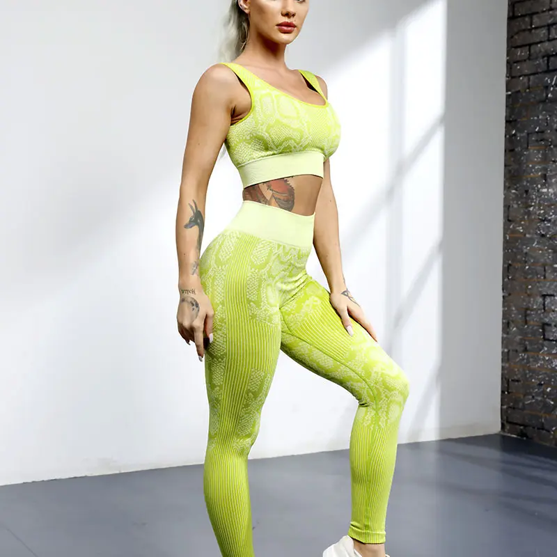 2021 kadın sıkı yılan desen koşu Yoga setleri spor sütyen nefes ve yüksek bel tayt