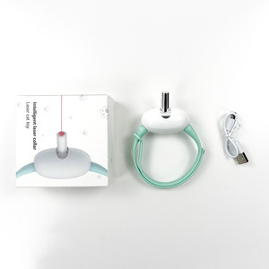 Kediler için Kingtale USB şarj edilebilir interaktif kedi oyuncak lazer işaretçi yaka - Product Image 1