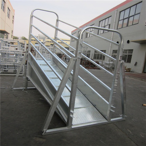 3.6m Durable Quality Heavy Duty Height Adjustable Cattle Loading <strong>Ramp</strong> with Cattle Panels and Gate for Cattle Yard - Product Image 3