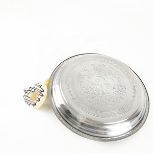 许多大小的大圆形锡餐盘餐饮服务食品托盘 - Product Image 5