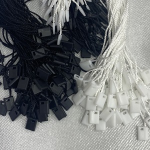衣服プラスチックシールタグ文字列付きカスタムエンボス名ロゴプラスチックハンギングシールラベル靴スーツ - Product Image 6