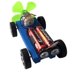 DIY組み立ておもちゃ空気力学車材料科学モデルパズルツール子供のための車両教育おもちゃ科学技術 - Product Image 2