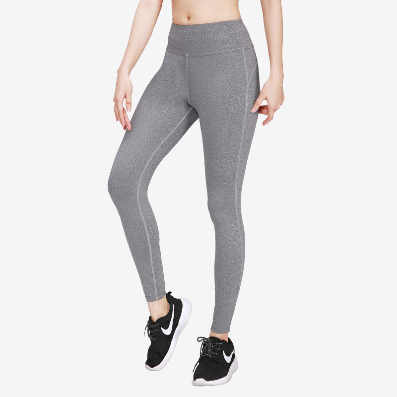 สีเทาอ่อน