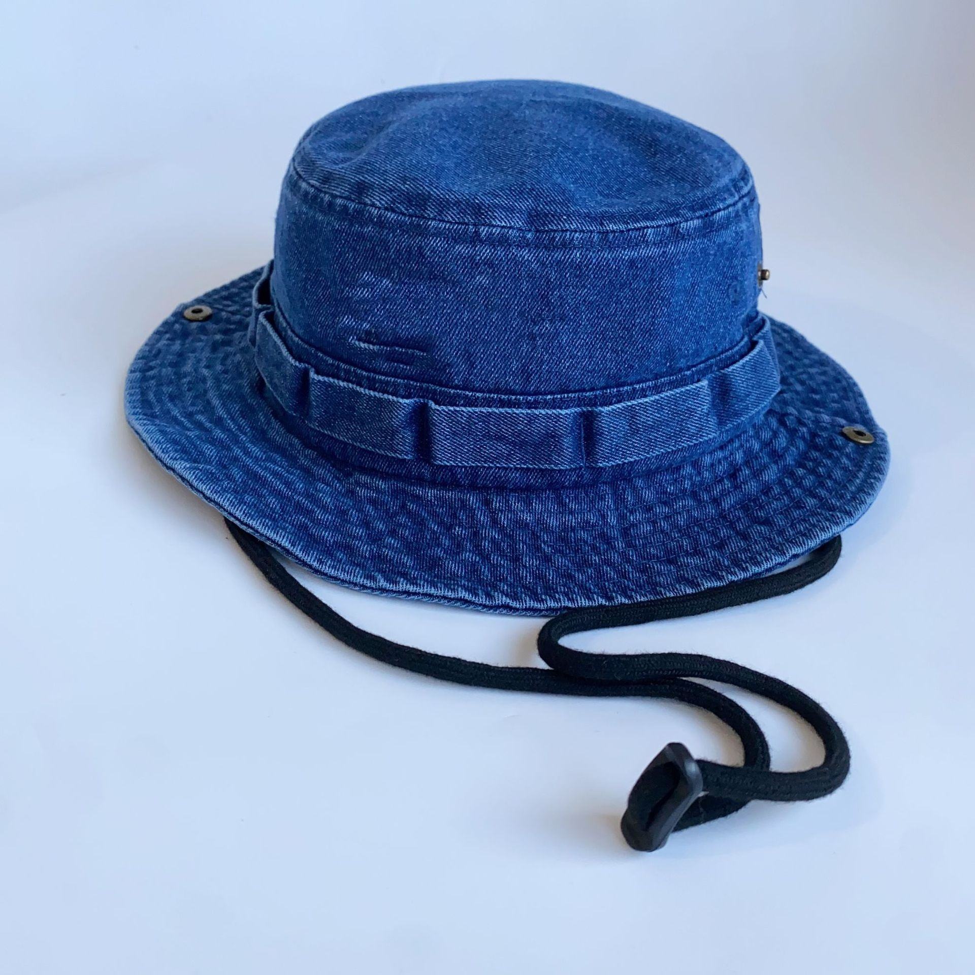 น้ำเงินคราม