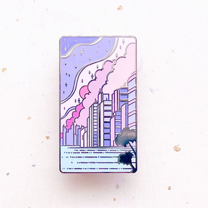 Thời Trang Tinh Tế Hình Chữ Nhật Hình Dạng Men Ve Áo Pins Tùy Chỉnh Cao Các Tòa Nhà Biển Để Bầu Trời Thành Phố Cứng Mềm Men Pin Màu Tím - Product Image 1