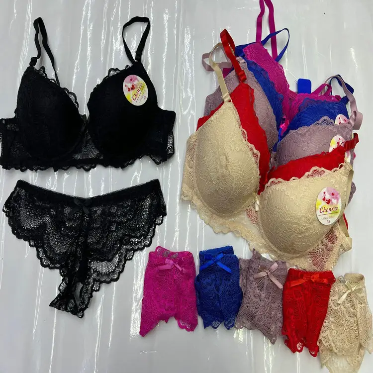 1,55 Dollar Model XYT055 Breast 38-44 Conjunto de sujetador y bragas de talla grande de lencería de encaje floral para mujer de 2 piezas para mujer