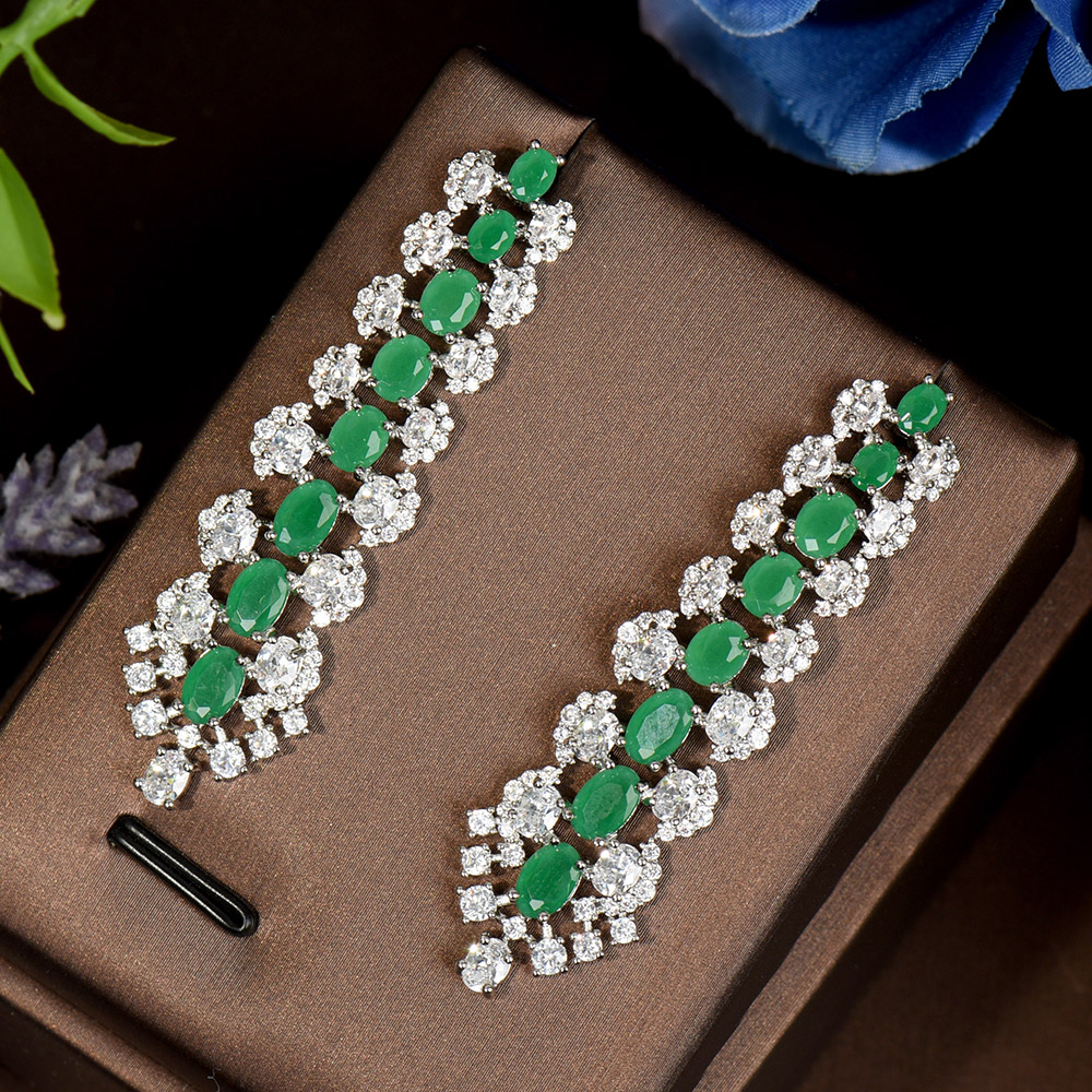 สีเขียว