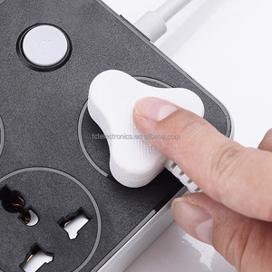 Presa multiuso Multi presa USB con interruttore stile britannico scheda di estensione - Product Image 3