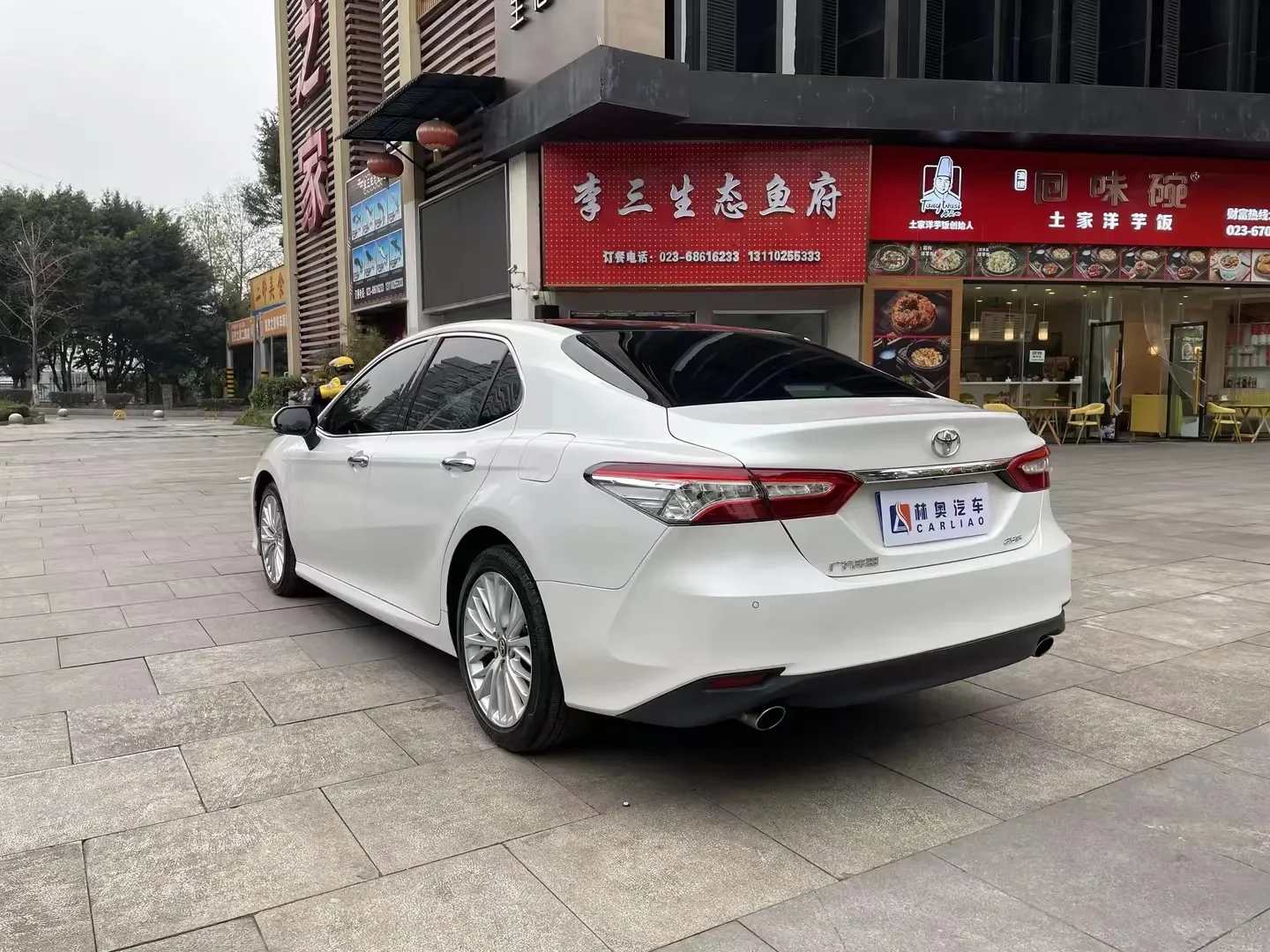 En stock Toyota camry huile utilisée 2.5G Voiture Voitures d'occasion bon marché Japon à vendre Toyota Camry 2020