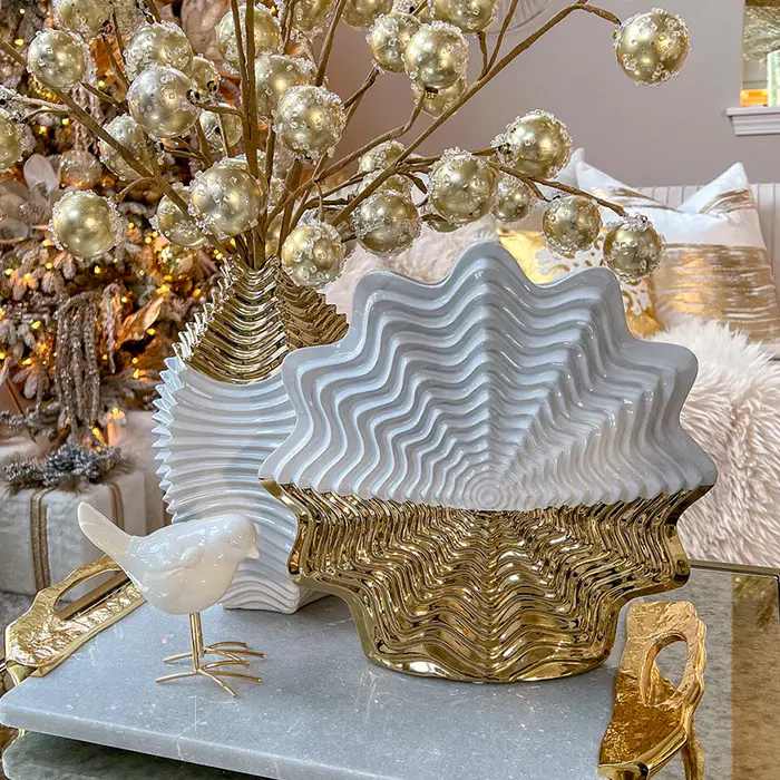 Vaso di fiori in ceramica placcato oro di lusso a righe vaso di ceramica di fiori secchi creativi per la decorazione della tavola di nozze di casa