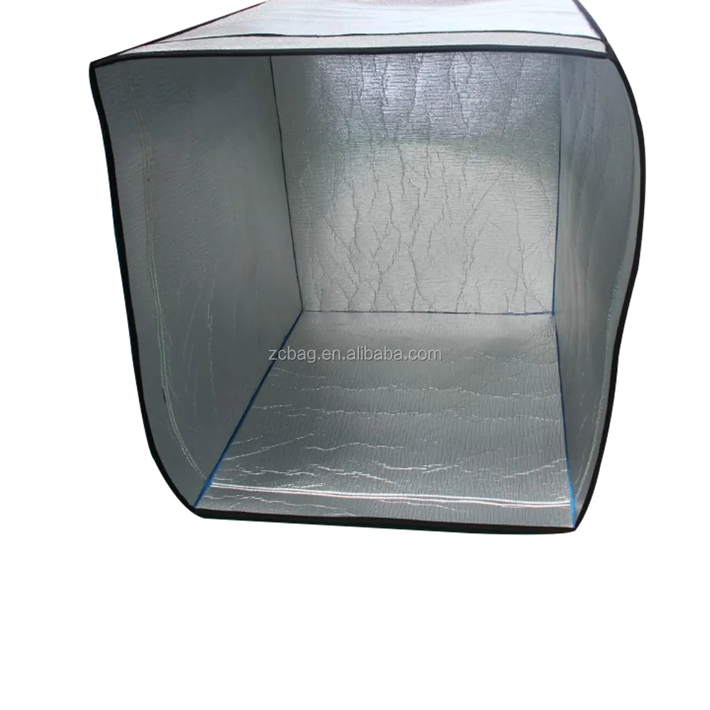 Foglio di alluminio bolla barriera di pioggia e di acqua isolamento resistente pallet copertura per pesce di mare o il cibo freddo isolato fodera