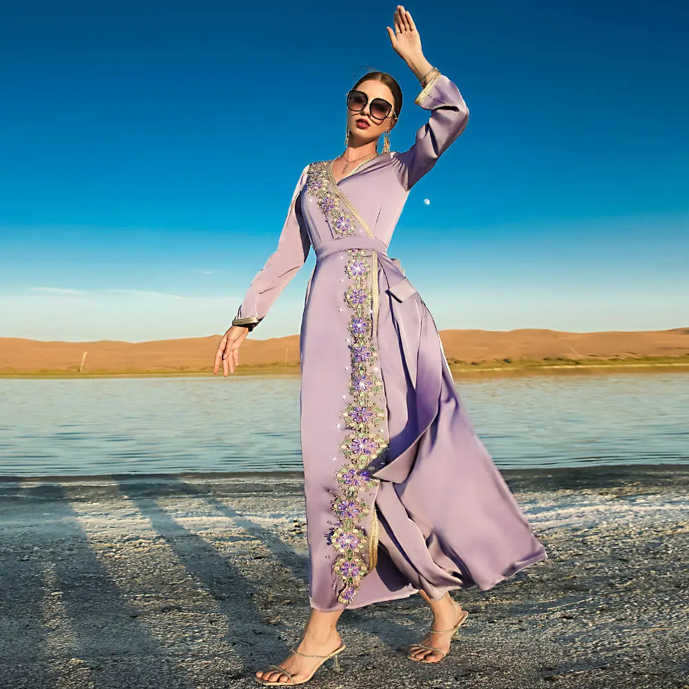 Nouveau dubaï voyage brumeux violet cousu à la main perceuse robe Abaya robe de mariée musulmane 2022 caftan marocain en gros