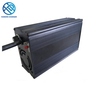 Elektrikli motosiklet için 83.95V8A Electric 6v8a 84V 8A pil şarj cihazı lityum iyon LiFePO4 700W şarj