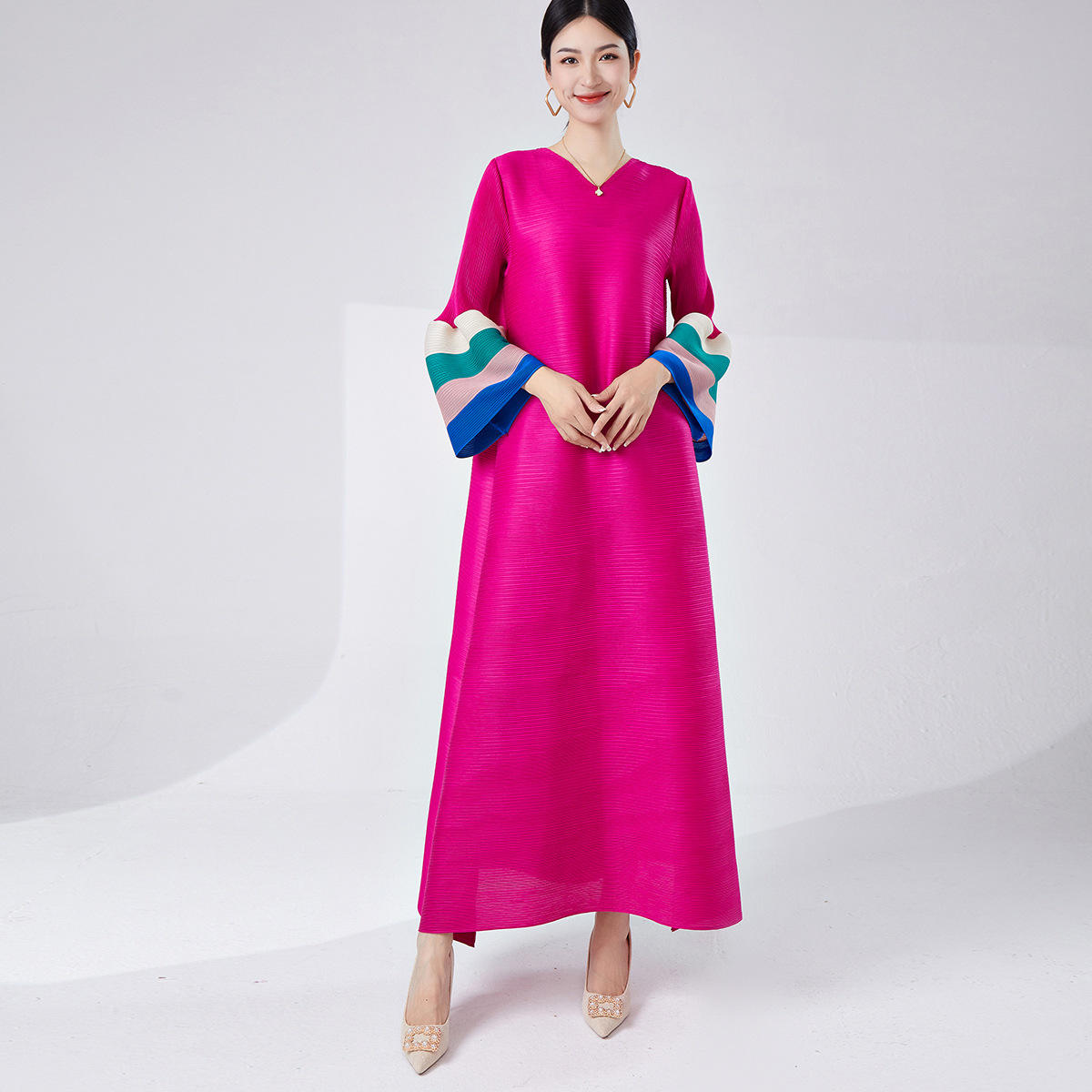 สีแดงม่วง